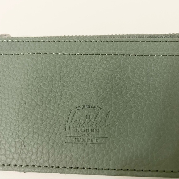 Herschel Oscar II Vegan Leather Wallet - Picture 2 of 16